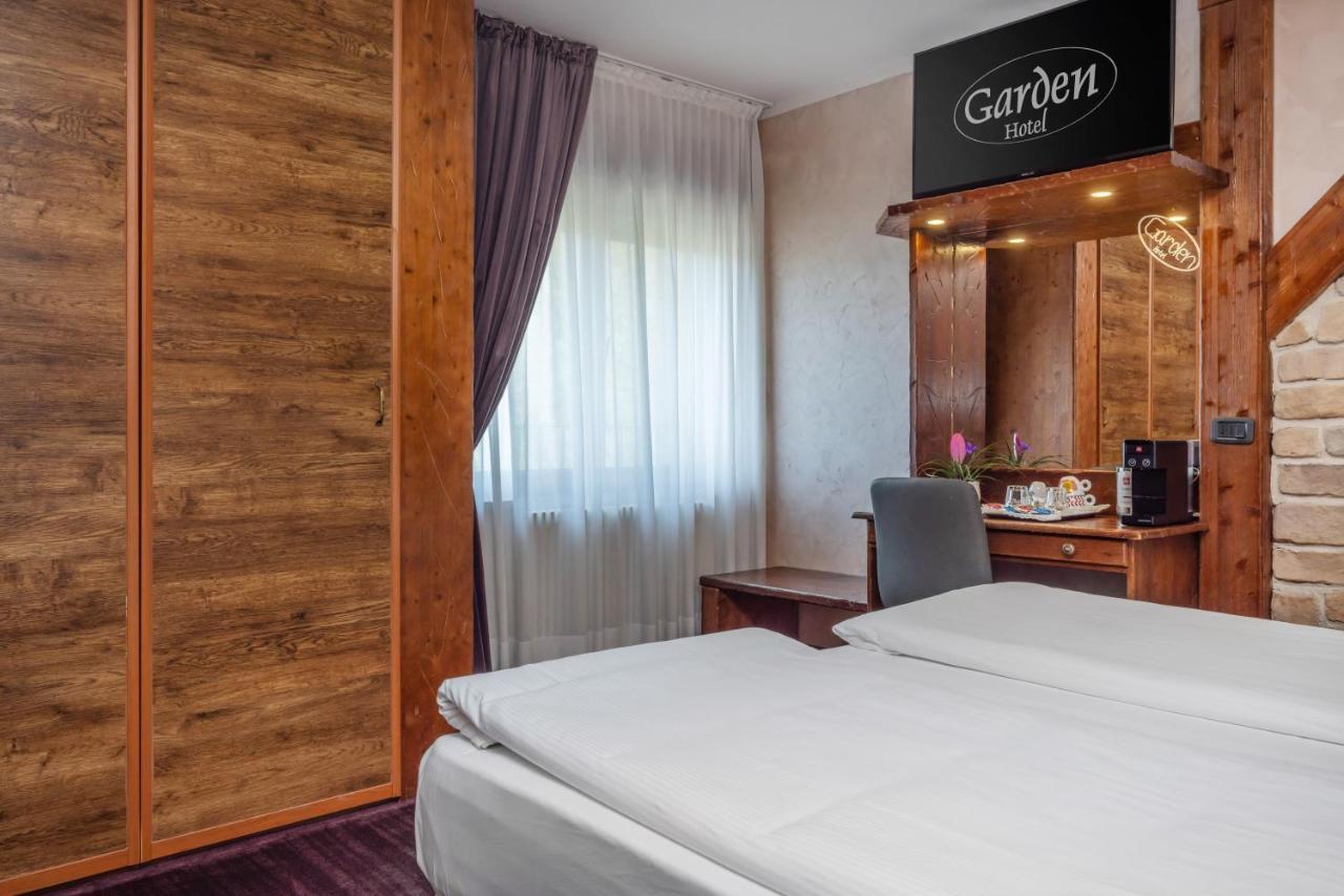 Garden Wellness Hotel S อันดาโล ภายนอก รูปภาพ